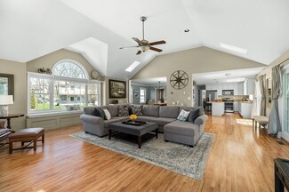 6 Lattof Farm Cir, Rockport, MA 01966