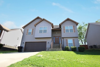 430 Leslie Wood Dr, Clarksville, TN 37040