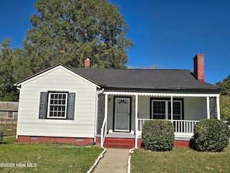 607 E 9th St, Scotland Neck, NC 27874