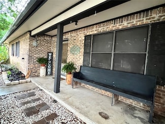 1411 Marie St, Comanche, TX 76442