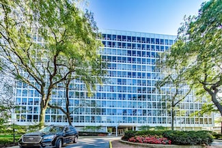 601 E 32nd St Unit 210, Chicago, IL 60616