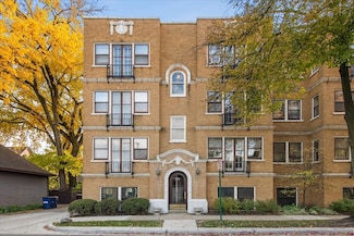 845 Pleasant St Unit 3E, Oak Park, IL 60302