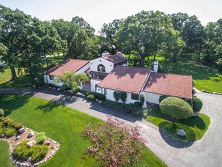 74 Horseshoe Ln, Lemont, IL 60439