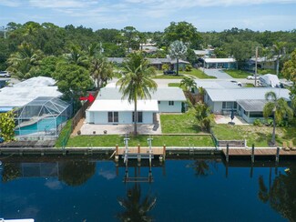 2425 Flamingo Ln, Fort Lauderdale, FL 33312