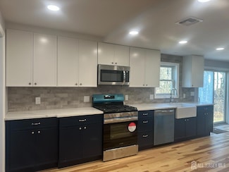 105 Dunhams Corner Rd, East Brunswick, NJ 08816