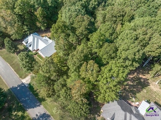 320 Amanda Dr, Gray, GA 31032