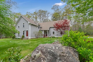 241 Old Stage Rd, Arrowsic, ME 04530