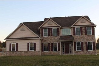 90 Stella Dr, Reading, PA 19608