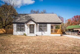 217 N Main St, Covington, TN 38019