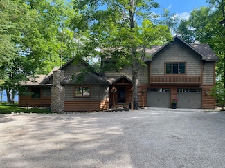 13640 W Shore Dr, Millersburg, MI 49759
