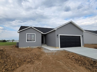 971 Prairie Dr, Tecumseh, NE 68450