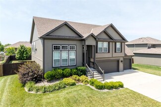 8709 NW 86th St, Kansas City, MO 64153