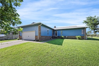 302 E Date St, Russellville, AR 72802