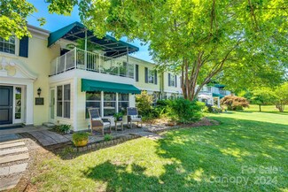 8338 Meadow Lakes Dr Unit 8338, Charlotte, NC 28210