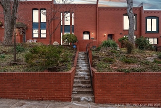 1805 S Carson Ave, Tulsa, OK 74119