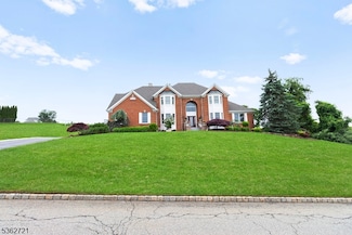 2 Skyview Dr, Sparta, NJ 07871