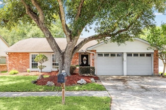 2362 Farriers Bend Dr, Friendswood, TX 77546