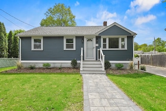 189 Pond St, Randolph, MA 02368