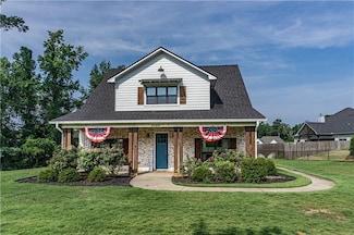 2705 Sterling Dr, Smiths Station, AL 36877