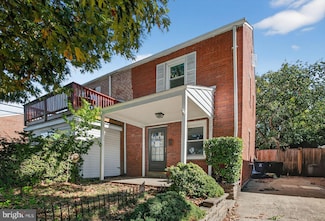 303 S Wayne St, Arlington, VA 22204