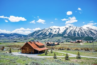 196 Lake Ridge Dr, Crested Butte, CO 81224