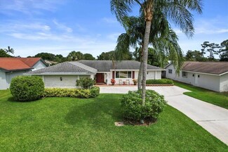 9720 Heather Cir E, Palm Beach Gardens, FL 33410