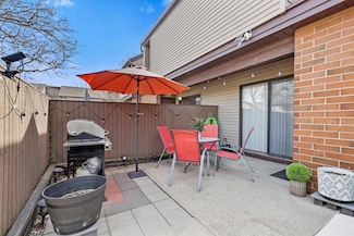 1651 W Edgerton Ave Unit U, Milwaukee, WI 53221