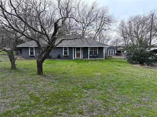 283 Royce Dr, Moody, TX 76557
