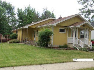 212 E Wilson St, Peotone, IL 60468