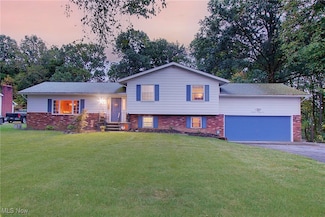 6179 Terrace Hills Dr, Clinton, OH 44216