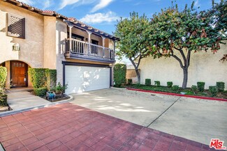 1208 Glenview Ln, Glendora, CA 91740