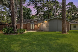 13860 Ventura Rd, Willis, TX 77318