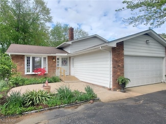 34671 Lake Shore Blvd, Eastlake, OH 44095