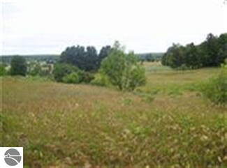 18052 Old 9 Mile Rd, Kaleva, MI 49645