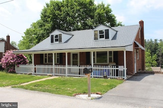 254 Ridge Ave, Glen Rock, PA 17327
