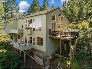 653 Brookside Dr, Eugene, OR 97405