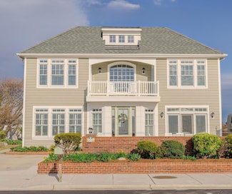 615 Beach Dr, North Cape May, NJ 08204