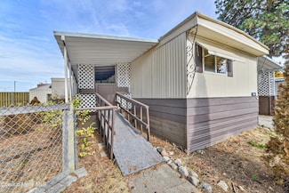 9221 N Starr Loop, Hayden, ID 83835