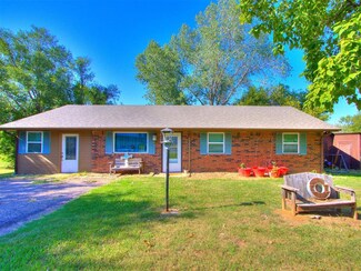 1320 E Chandler St, Shawnee, OK 74801