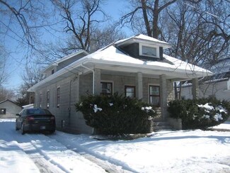 223 Schwab St, Thornton, IL 60476