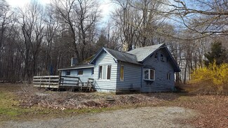 101 Williamsburg Rd, Worthington, MA 01098