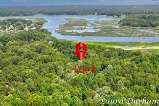 A Riverside Rd, Fennville, MI 49408