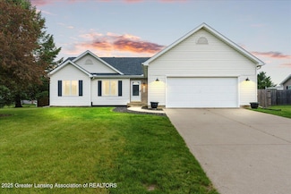 10053 Deblind Cir, Dimondale, MI 48821
