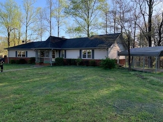 5152 Latty Rd, Lula, GA 30554