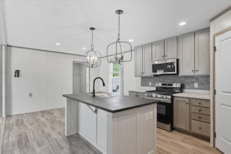 289 Du Page St, Mahomet, IL 61853