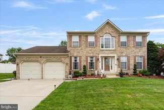 4 Mercer Dr, Sicklerville, NJ 08081
