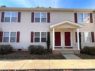 206 W 15th St Unit 3, Newton, NC 28658