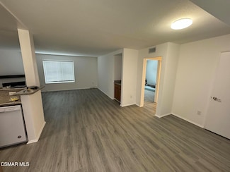13042 Riverside Dr Unit 104, Sherman Oaks, CA 91423