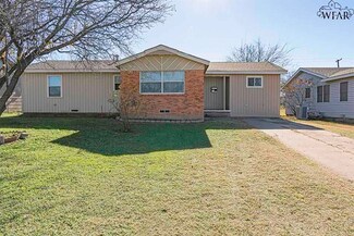 1307 Sunnyside Ln, Wichita Falls, TX 76301