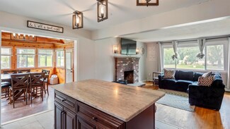 10 Rita Ave, Hudson, NH 03051